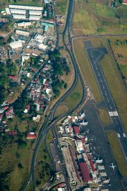 Espectacular viste aerea del Aeropuerto Intl. Juan Santamaria&nbsp;-&nbsp;Aeropuerto Internacional de San Jos� (Juan Santamaria), Alajuela