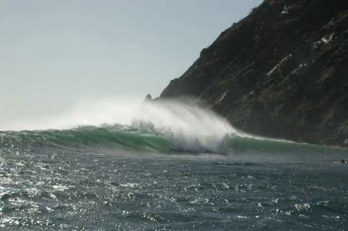 Ollies Point Head High Surf