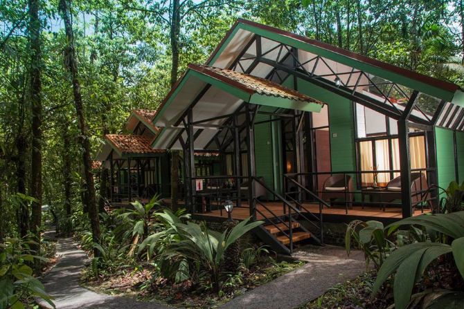 Habitaciones rodeadas de naturaleza en Tapirus Lodge