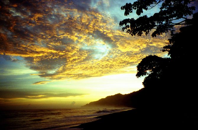 Atardecer en el Parque Nacional Corcovado