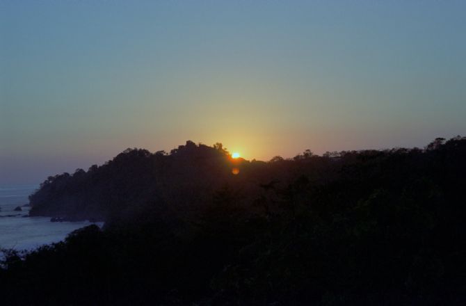 Atardecer en el Parque Nacional Manuel Antonio