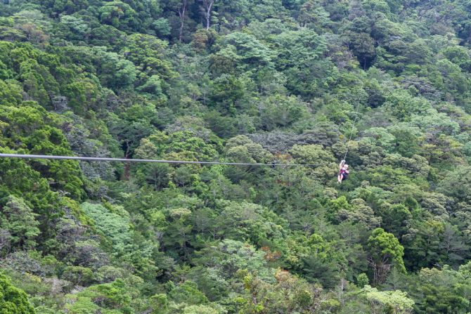 Excitante tour de canopy en Costa Rica