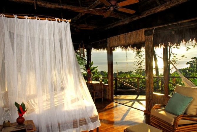 Amanecer desde Lapa Rios Ecolodge Room