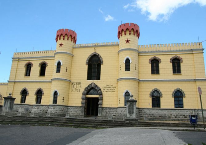 Majestuoso Museo de los Niños - San Jose