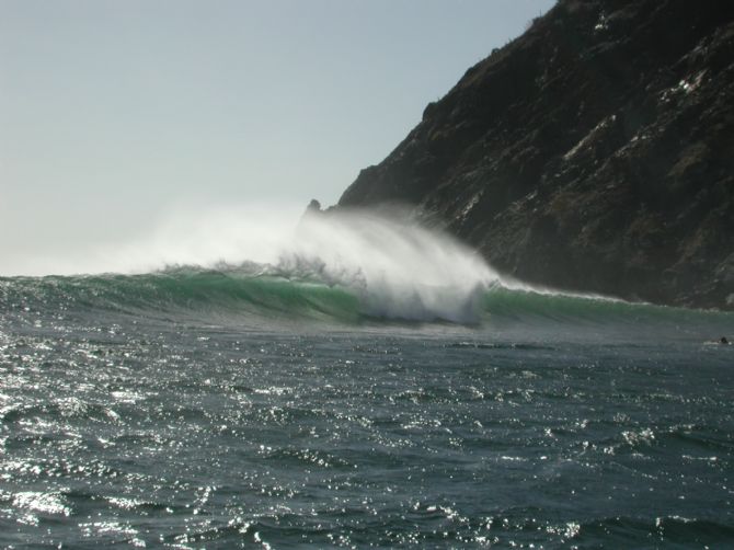 Olas de gran tamaño en Ollies Point