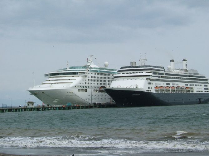 Cruceros en el Puerto de Puntarenas