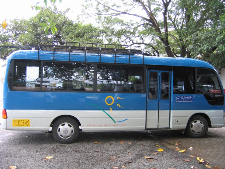 Buses Privados Costa Rica - Go Visit Costa Rica