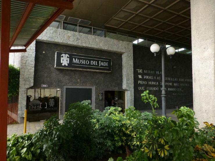 https://www.govisitcostarica.co.cr/images/photos/full-main-entrance-to-jade-museum.jpg