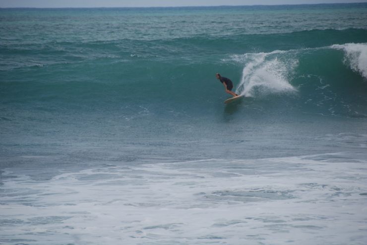 Surf increible en Backwash en Matapalo