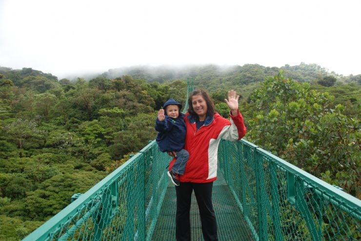 Saludando desde el Bosque Nuboso de Monteverde
