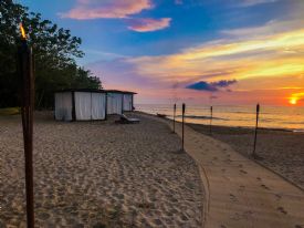 Atardecer en Playa Mansita frente al JW Marriott Guanacaste