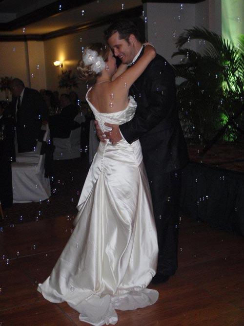 Javier & his bride dancing at his wedding