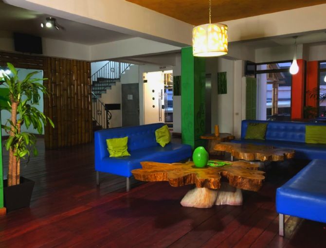 Lobby para trabajar en Best Hostel San Jose