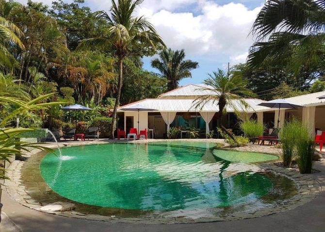 Disfrute de las vacaciones en Hotel The Place