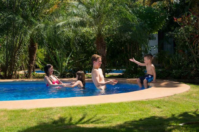 Piscina para familia en Tamarindo Dreams Hotel & Villas