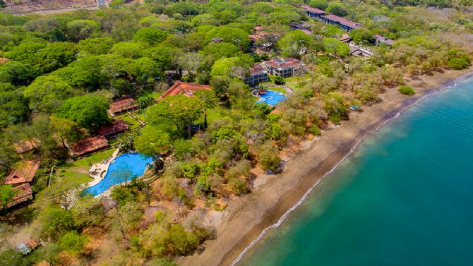 Vista aerea del CC Beachfront Papagayo All-Inclusive Boutique Hotel