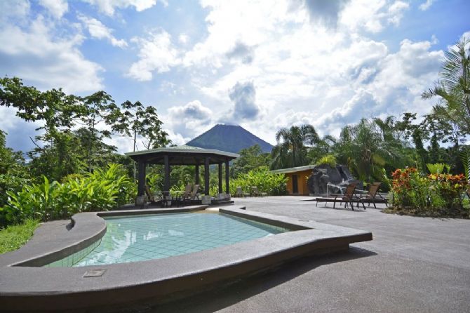 Aguas termales y jacuzzi