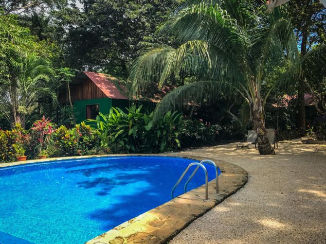 Piscina del Hotel Casacolores