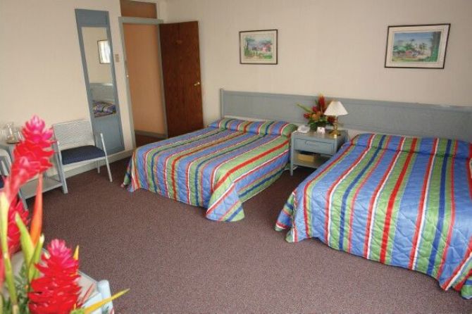 Habitación doble, Hotel Vesuvio