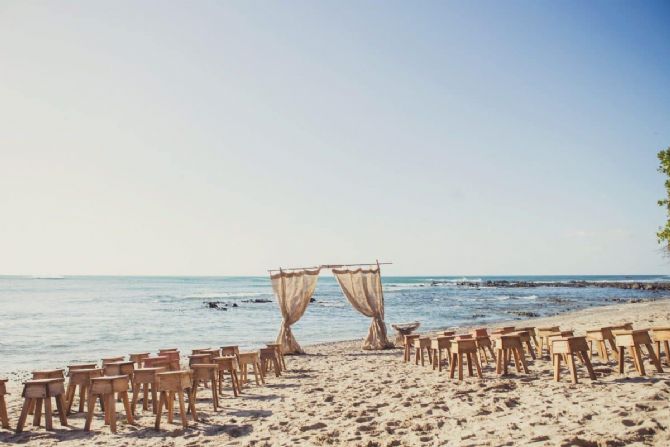 Boda en la playa en Drift Away Eco Lodge