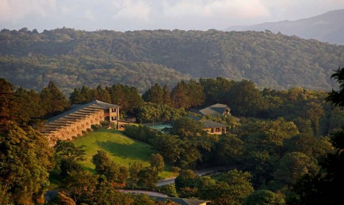 El Establo Mountain Hotel en medio del bosque nuboso