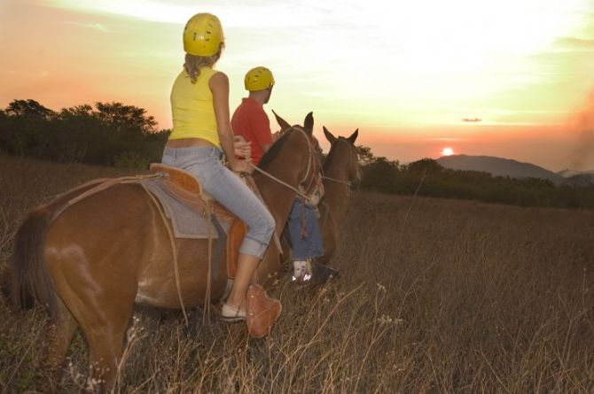 Aventura Guachipelin: Equitación